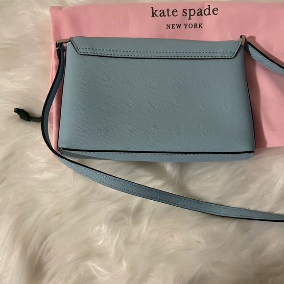 Kate spade crossbody. - Picture 3 of 4